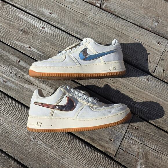 Nike Air Force 1 Low \